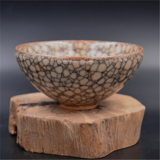 Guan Ware Crackle-Glazed Bowl